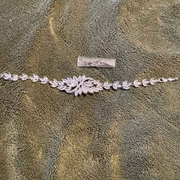 1 1/2” Dangle Earrings with Matching Bracelet, Beautiful and Super Sparkly Set - Picture 3 of 3